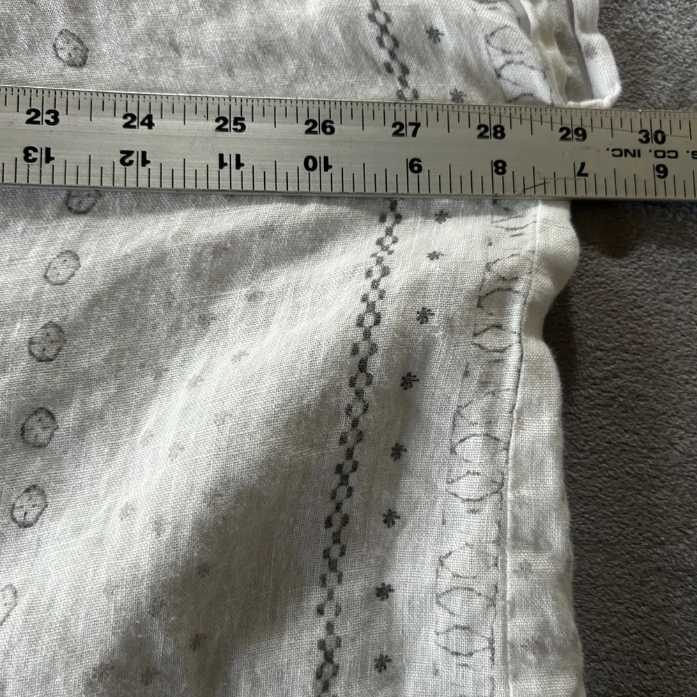 Johnny was white linen oversized blouse floral embroidered v neck line Sz xl - Picture 8 of 10